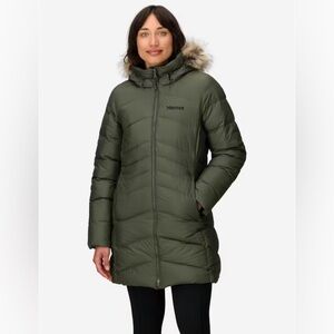 Marmot Women’s Montreal Coat – 700 Fill Down – Faux Fur Hood – Green – Small